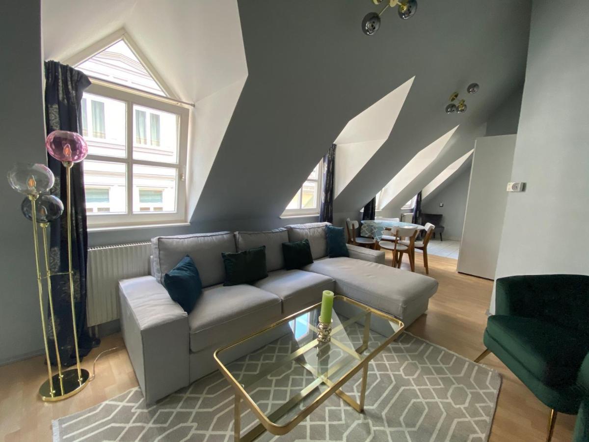 City Centre Serviced Apartments Вена Экстерьер фото